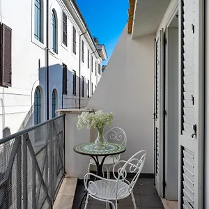https://the-telegraph-suites.it-romehotels.com