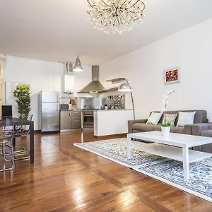 Hemeras Boutique Homes - Super Central Design Appartamento Milano