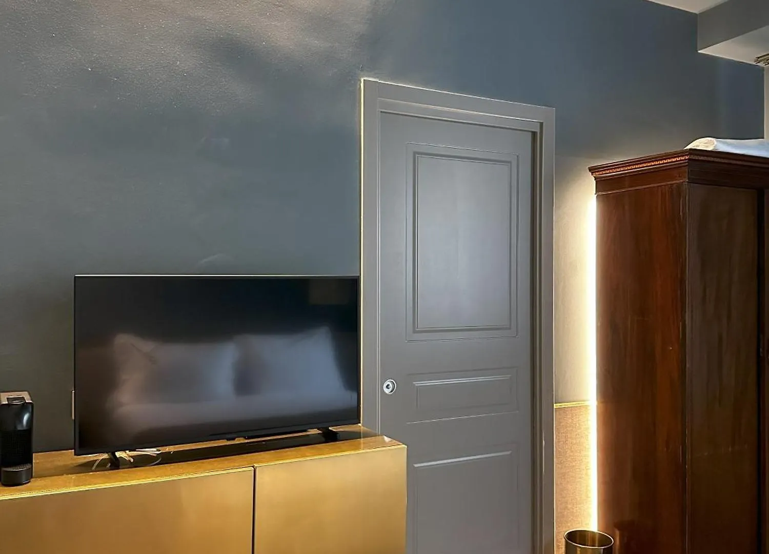 ***  Boutique Hotel Borgo Nuovo Milan Italy